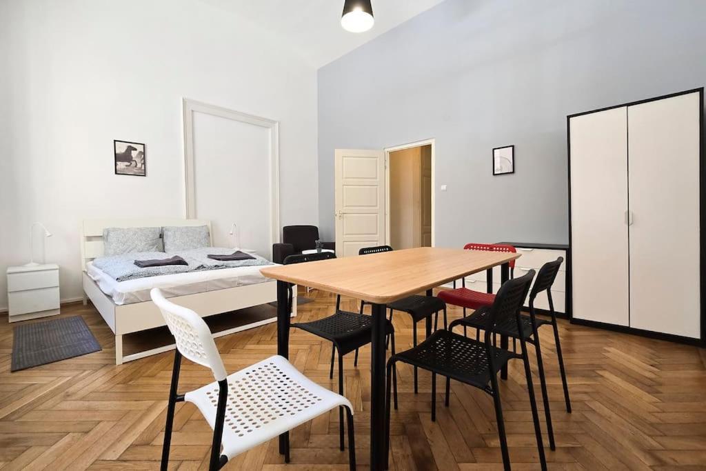 Seventh Sense Apartment ブダペスト エクステリア 写真